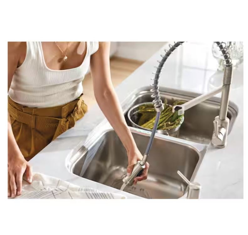 MOEN Indi Single-Handle Pre-Rinse Spring Pulldown Sprayer Kitchen Faucet with Power Clean in Spot Resist Stainless