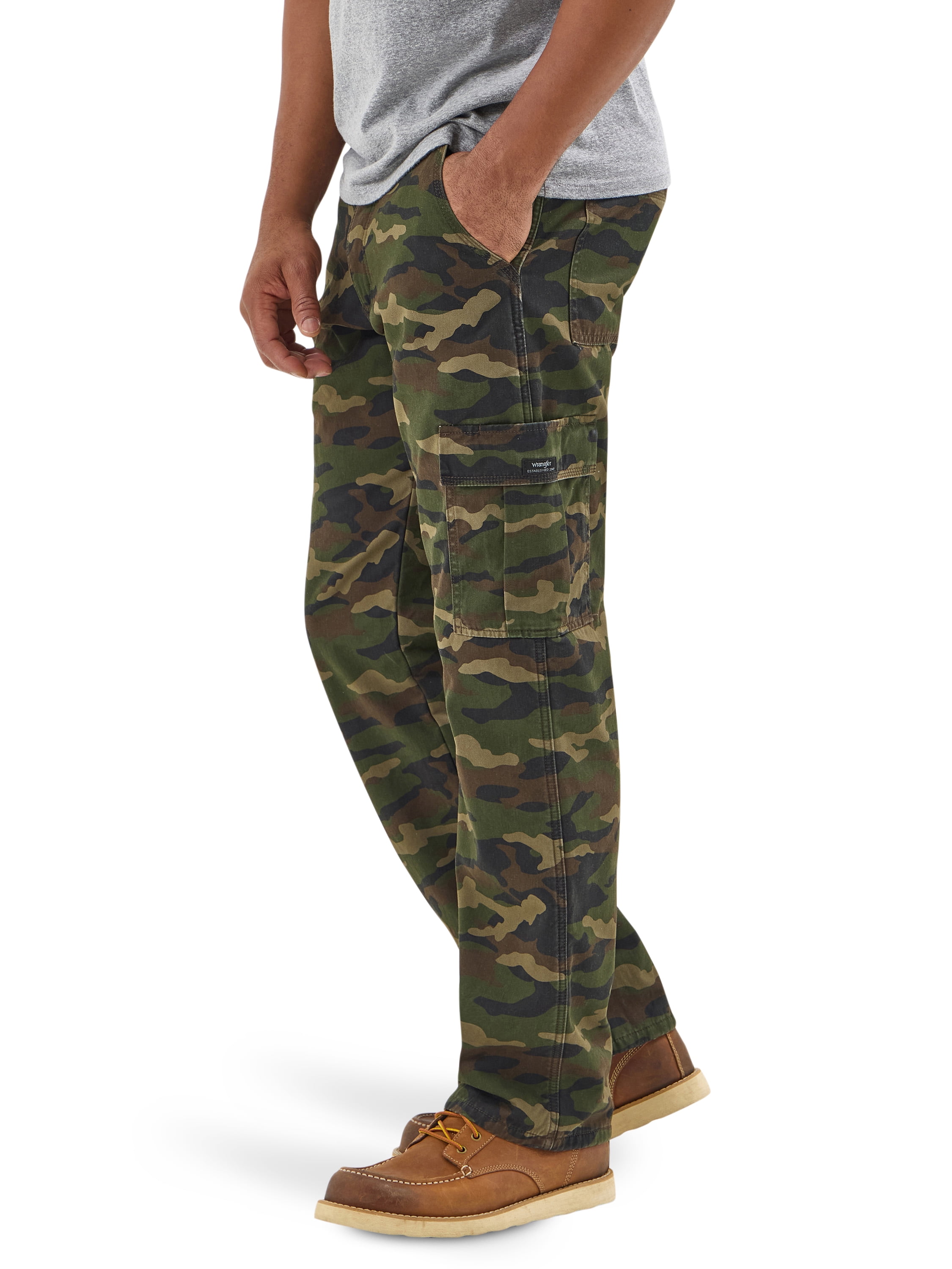 Wrangler Men's and Big Men's Relaxed Fit Fleece Lined Cargo Pant
