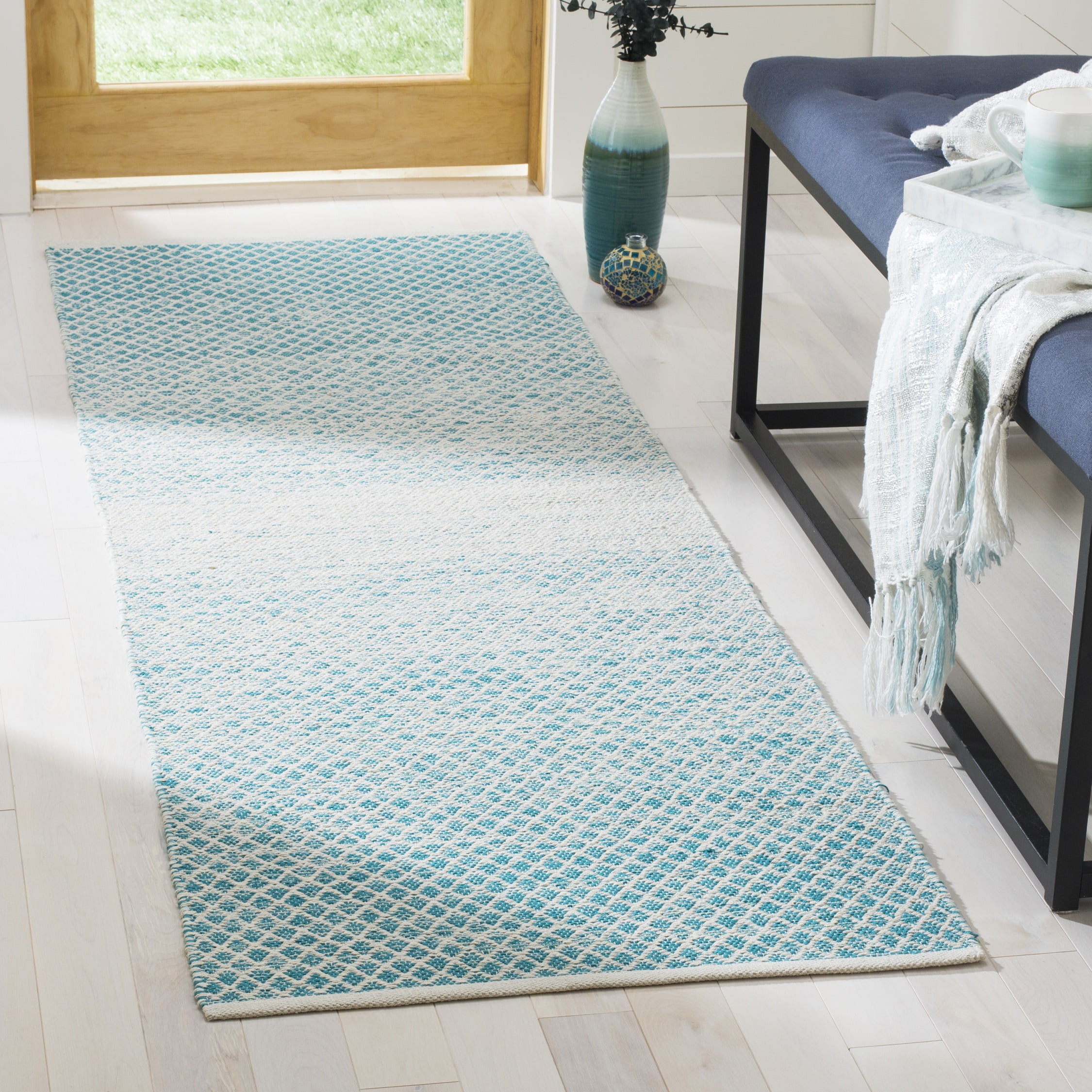 SAFAVIEH Montauk Vaughn Geometric Cotton Runner Rug, Turquoise/Ivory, 2'3" x 7'