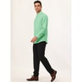 thumbnail image 4 of Camisa de vestir para hombre, manga larga, clásica, color sólido, ajustada, con botones Verde S, 4 of 6