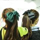 thumbnail image 2 of Cinta para el pelo, pañuelos de seda satinada estampados, diadema larga a rayas, lazo para el pelo a cuadros, lazo para el pelo, coleteros, corbatas para la cabeza vintage para mujeres y niñas (paquete de 7) JM JM, 2 of 4
