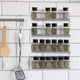 thumbnail image 3 of Estante organizador de especias de montaje en pared de 2 piezas, estantes de especias colgantes de Metal, soporte organizador de condimentos de una sola capa para el hogar, restaurante, cocina, 3 of 5
