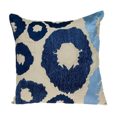 Parkland Collection Clove Transitional Beige Throw Pillow