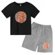 thumbnail image 4 of Conjunto de bebé nuevo estampado de moda con patrón de baloncesto verano niño cómodo transpirable casual deporte niño camiseta pantalones cortos conjunto de 2 piezas, 4 of 5