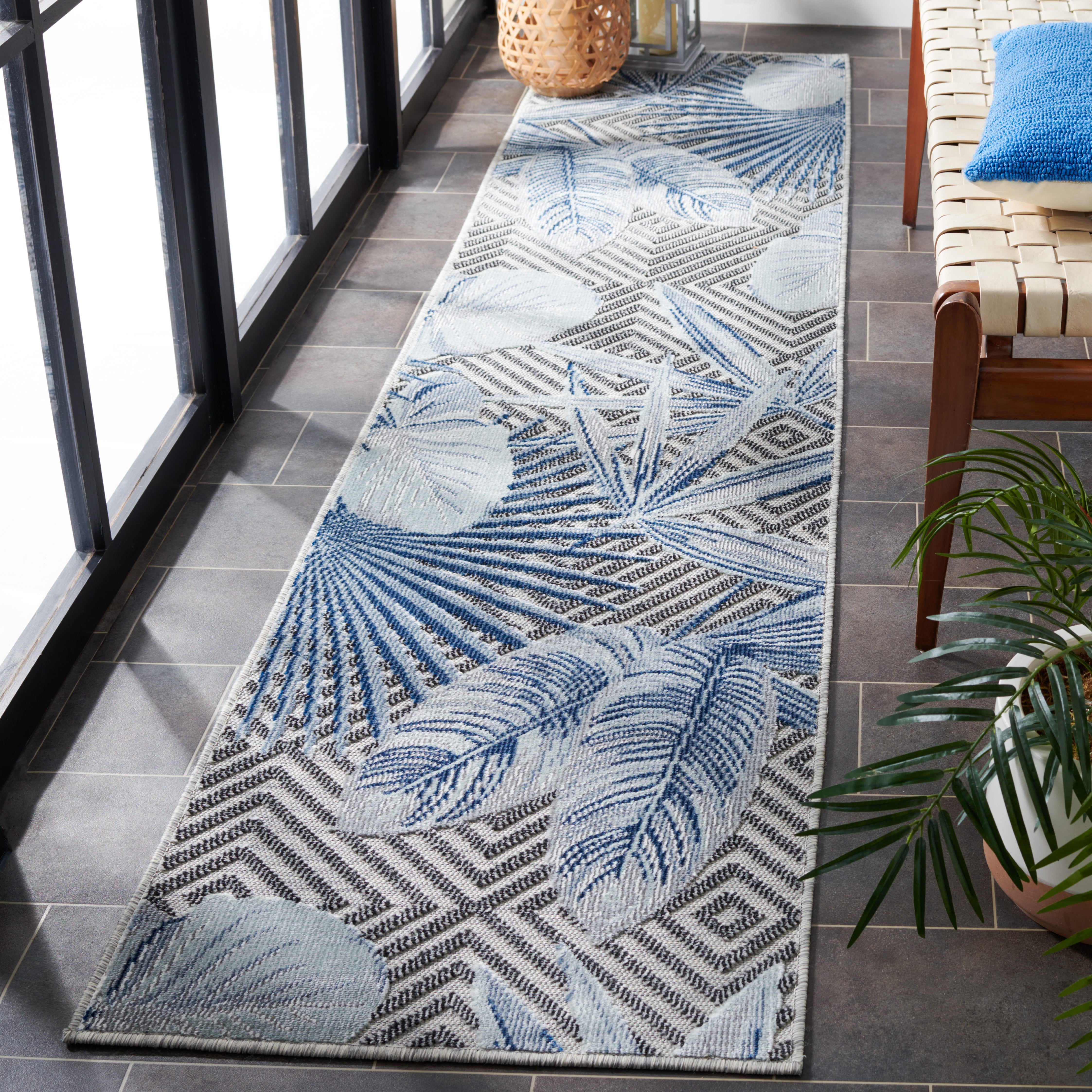 SAFAVIEH Cabana Salima Botanical Indoor/Outdoor Runner Rug, Ivory/Navy, 2' x 9'