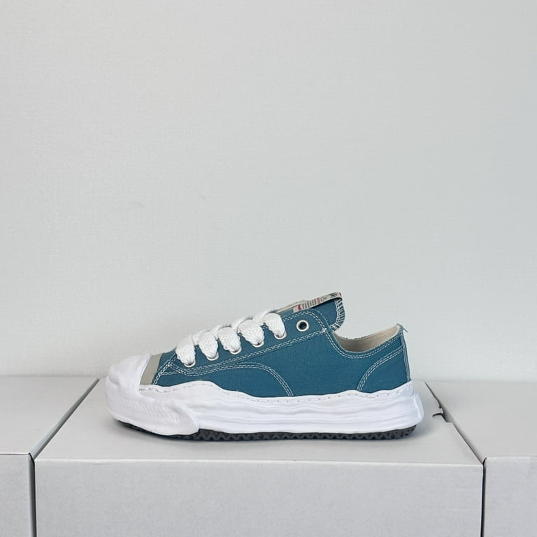 Maison MIHARA YASUHIRO MMY Blue Shoe Hank low-top sneakers
