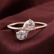 solitaire jewels 1.25CT Pear Moissanite Toi Et Moi Engagement Ring For Women, 18K Rose Gold