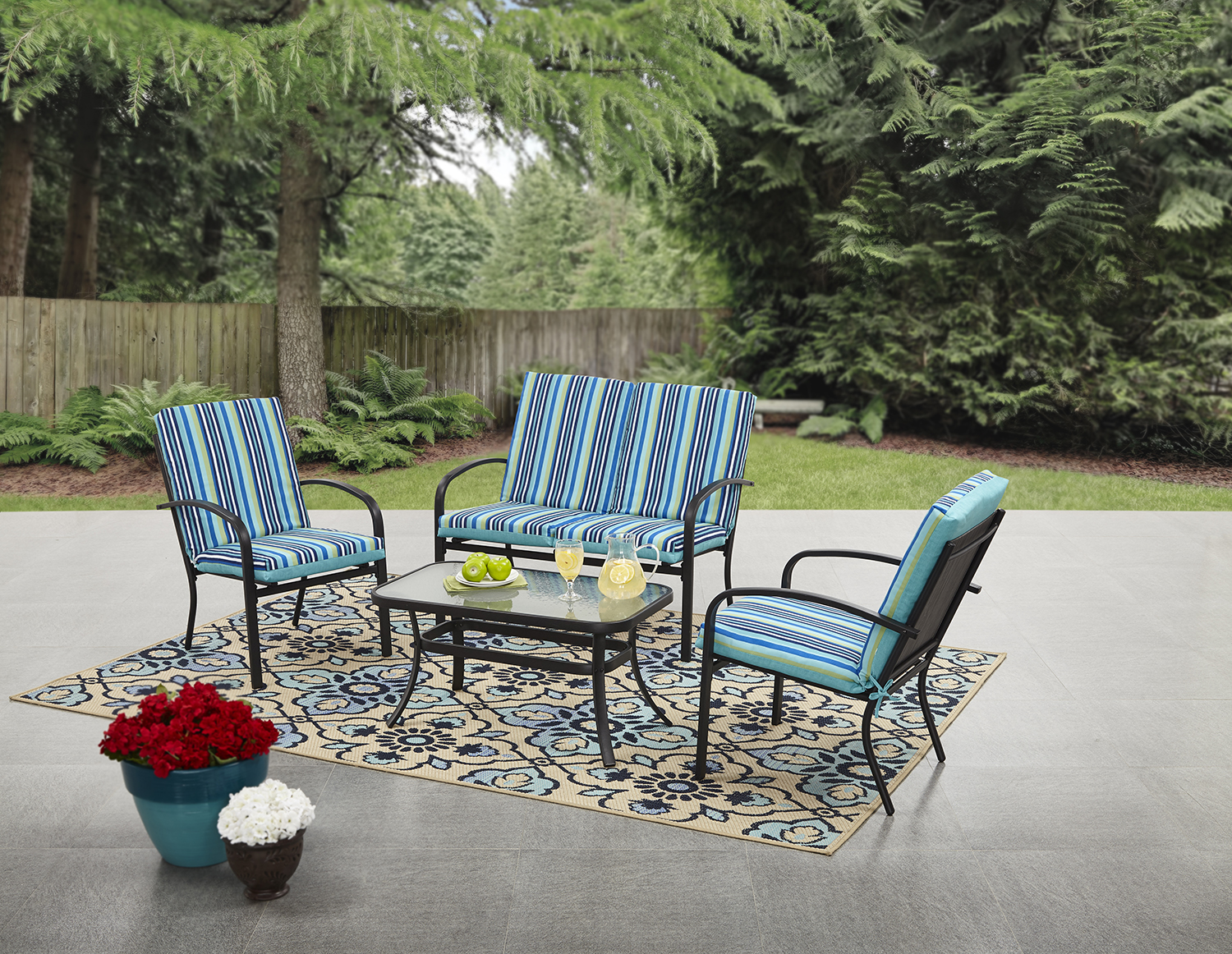 Woodland Hills 4 Piece Sling Conversation Set