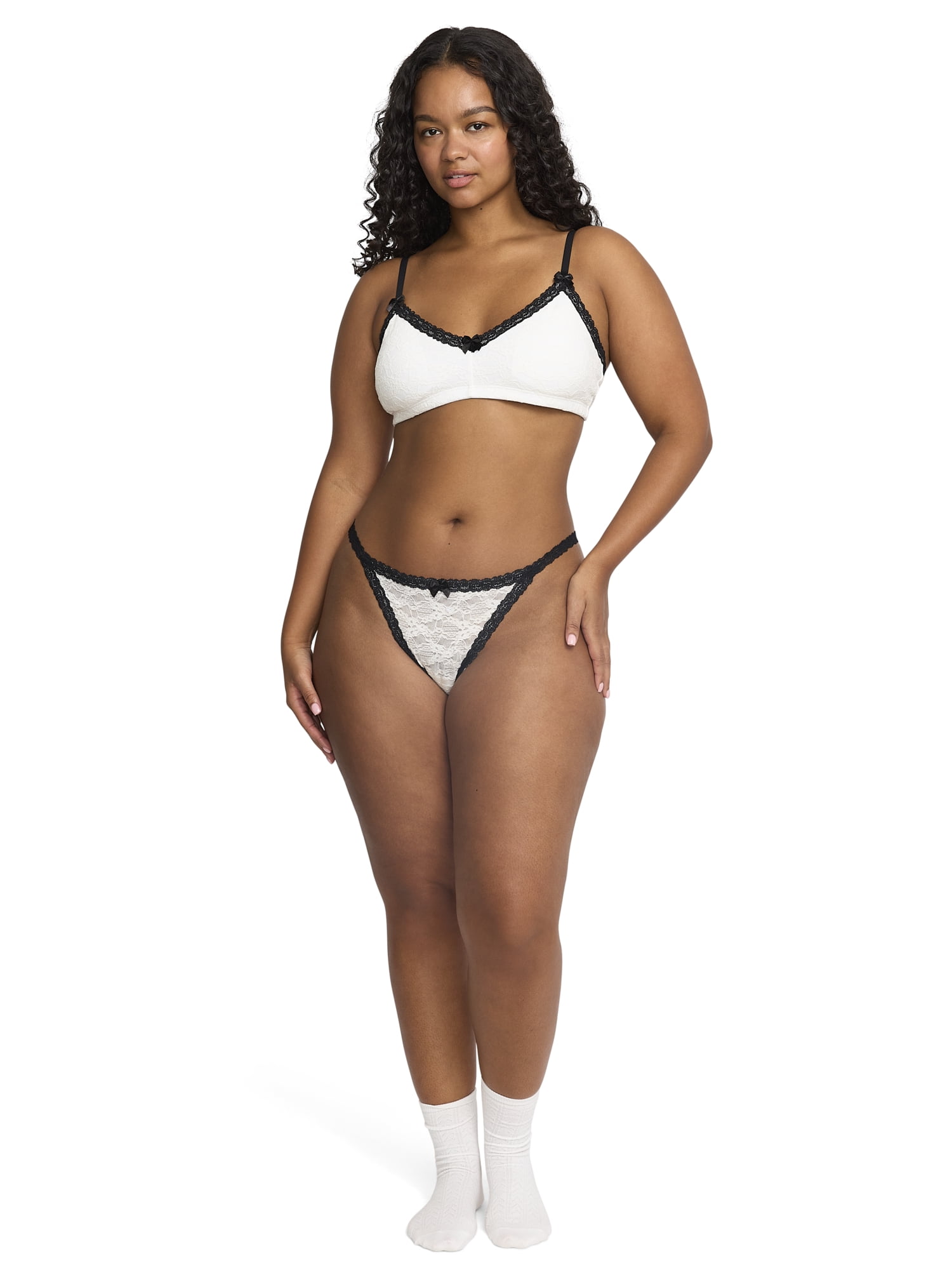 Mills by Millie Bobby Brown Women's Flirty Lace Triangle Bralette, Sizes XS-XXXL