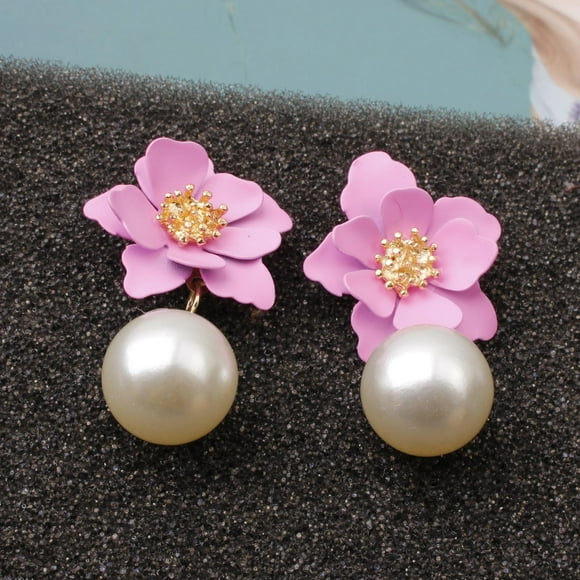 WREESH Elegant Boho Flower Stud Earrings For Women Girls Lover And Friends Flower Shaped Daisy Earrings