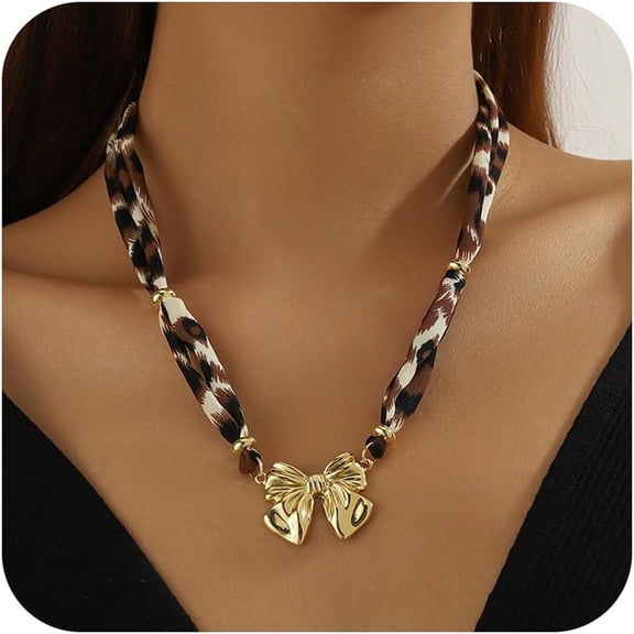 Scarf Necklace with Charm for Women Leopard Statement Choker Gold Heart Bow Pearl Pendant Charm Necklaces Boho Beach Holiday Jewelry Gift