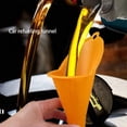 thumbnail image 2 of Embudo Universal Inteprter para Llenado de Aceite de Coche y Agua Negro, 2 of 6