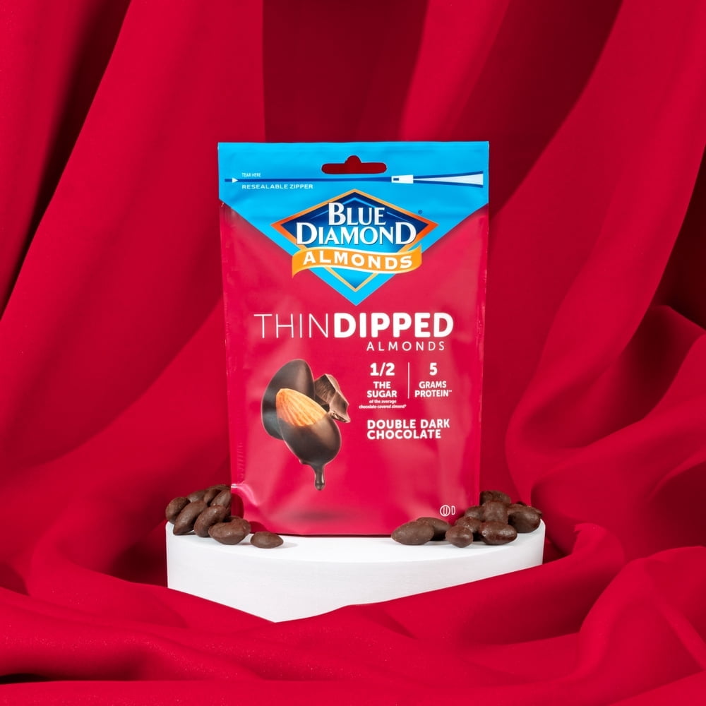 (Pack of 8) Blue Diamond Almonds Dark Chocolate Dipped 4 Oz