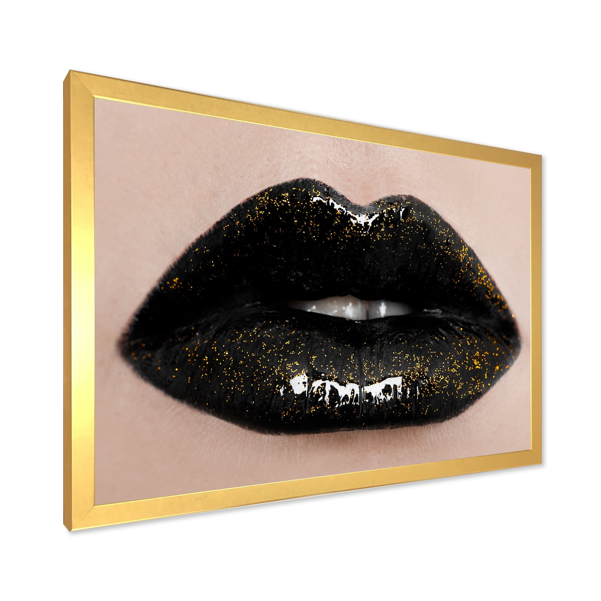 Designart 'Close-Up Of Gorgeous Female Lips I' Modern Framed Art Print