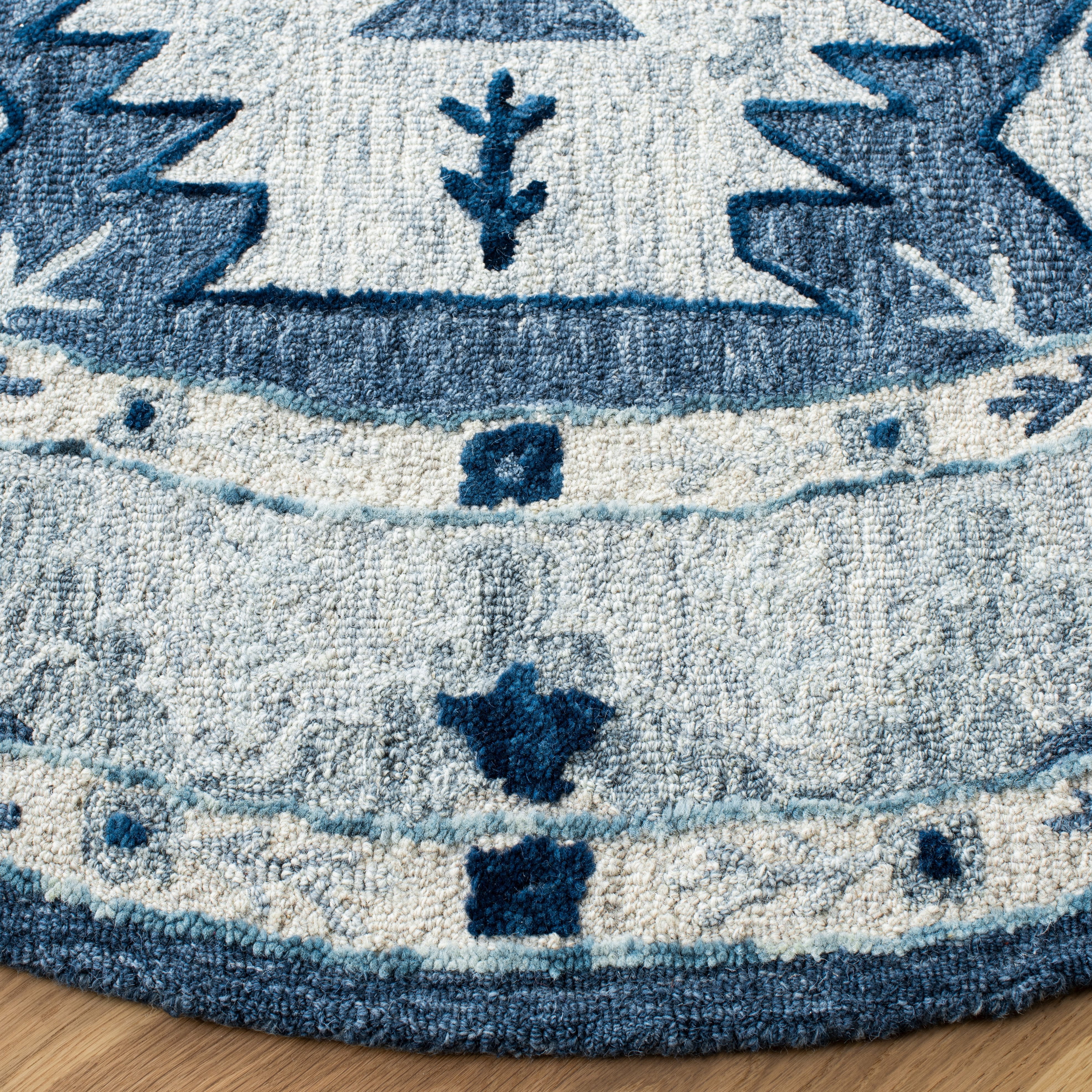 SAFAVIEH Capri Collin Southwestern Wool Area Rug, Blue/Grey, 7' x 7' Round
