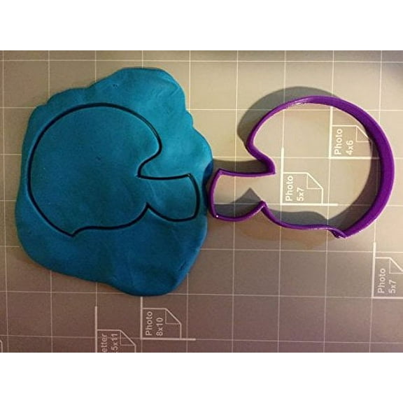 Football Helmet cookie Cutter (4.5 inch)- Fast Shipping - Sharp Edges - Exceptional Quality
