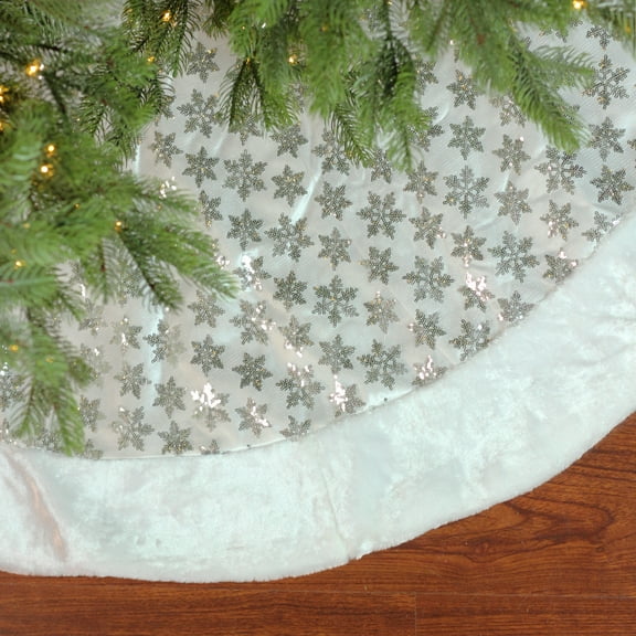 Northlight 60" White and Silver Sequin Snowflake Christmas Tree Skirt with Faux Fur Border