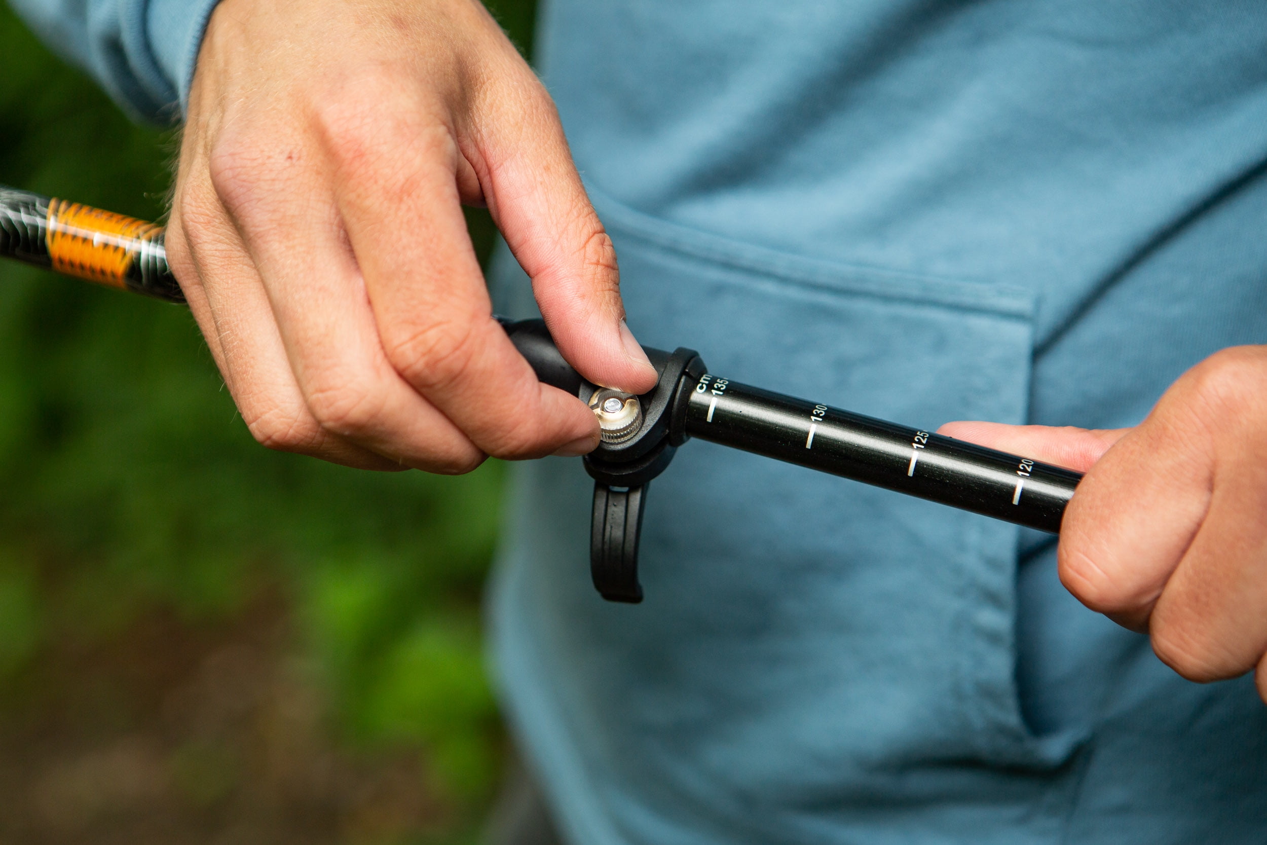 cascade mountain tech aluminum trekking poles