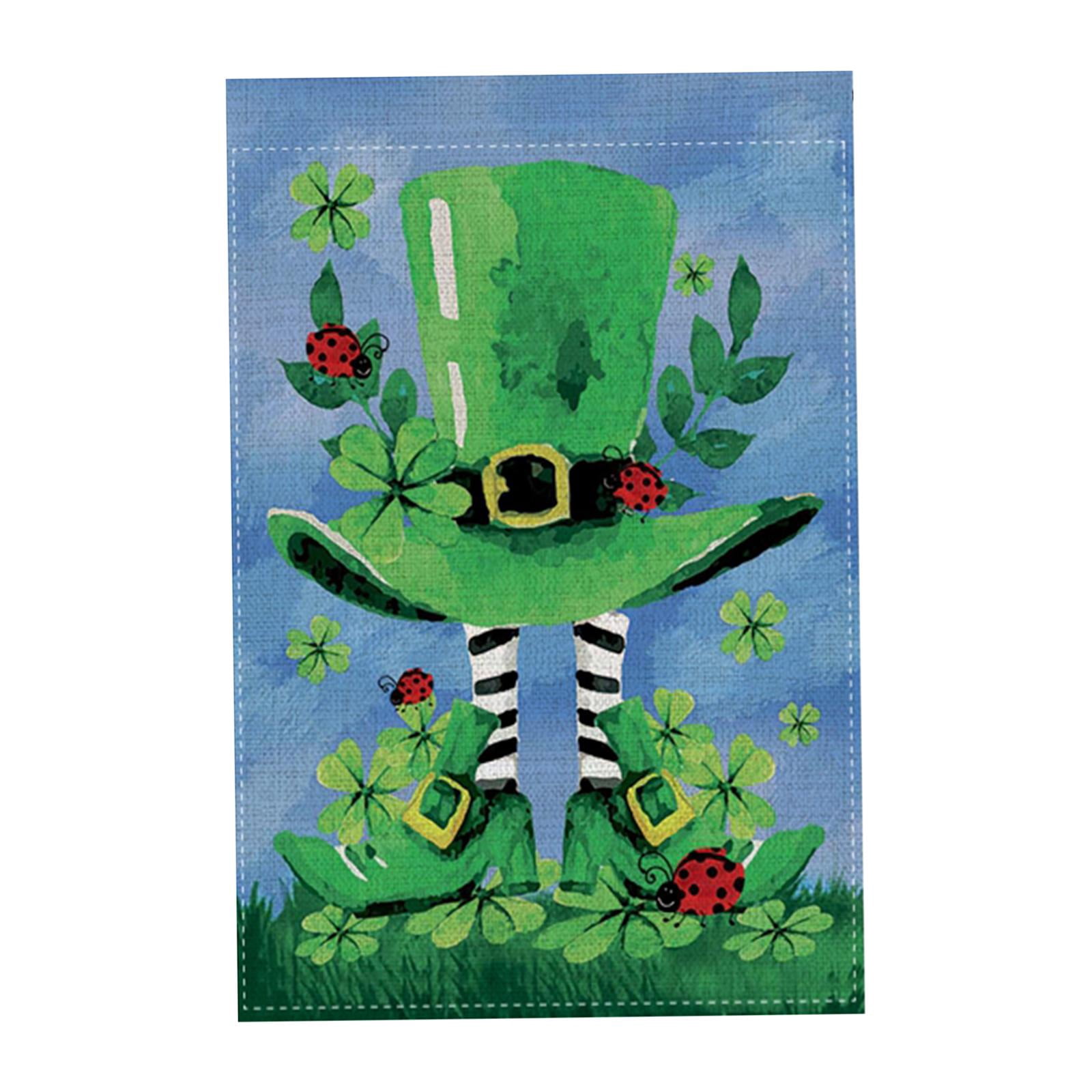 Caroline's Treasures SS4411GF Rat Terrier - Bandera De Jardín Con Retrato De Trébol Del Día De San Patricio, Bandera Decorativa Para Patio Exterior, Obras De Arte Para Patio, Parterres, Tamaño Jardín