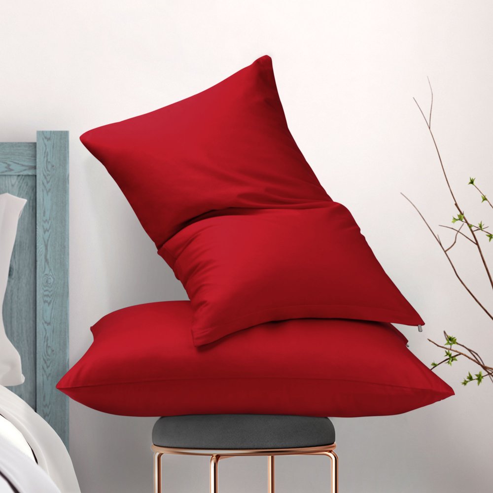 PiccoCasa Zippered Pillow Cases Egyptian Cotton 2Pack 20 x 26 Inch