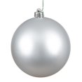 thumbnail image 1 of Vickerman N594007DMV Boule d'Ornement Argentée Mate UV Percée, 15,75 Po, 1 of 5
