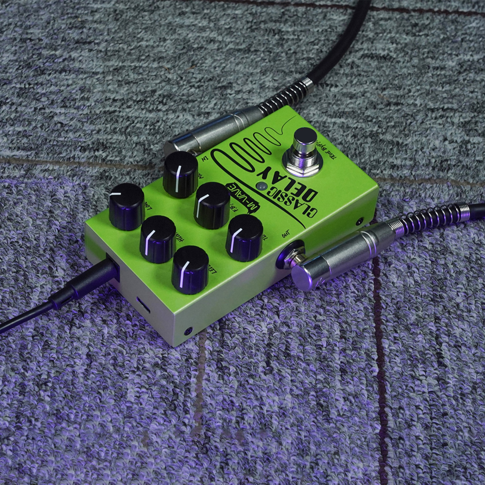 Effects Pedal,2-band Eq Pedal 2-band Delay Pedal 9v Pedal Pedal Eq And 6.35mm Input/output With 9v 6.35mm With 9v And With Vave