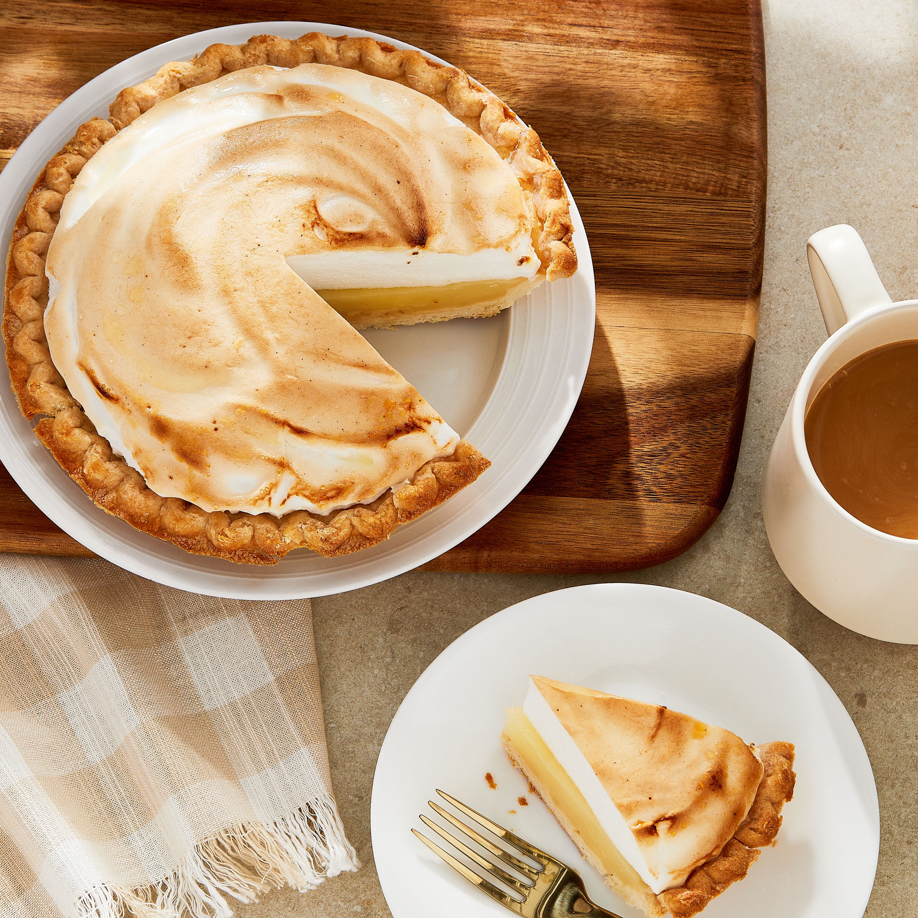 Freshness Guaranteed 8-Inch Baked Lemon Meringue Pie, 24 oz