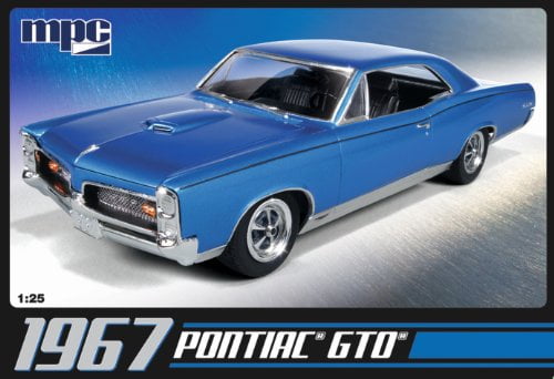 C.P.M. MPC MPC710R 1:25 Scale 1967 Pontiac GTO Model Kit