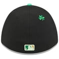 thumbnail image 4 of Men's New Era  Black New York Yankees 2026 St. Patrick's Day 39THIRTY Flex Hat, 4 of 5