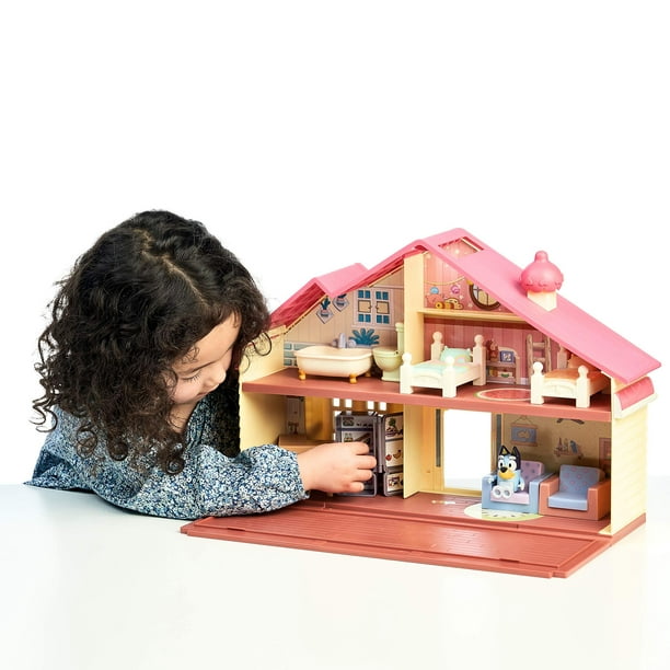 Ensemble de jeu Bluey Family Home avec figurine articulée de 6,3 cm 