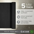 thumbnail image 2 of Esterilla de yoga Gaiam Premium, color liso, antideslizante, 68 x 24 cm, 5 mm, 2 of 5