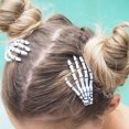 thumbnail image 2 of Pinza para el pelo de mano con esqueleto creativo para mujer y niña, horquilla colorida de estilo gótico, accesorios para el cabello fiesta de maquillaje de Halloween, 2 uds., 2 of 5