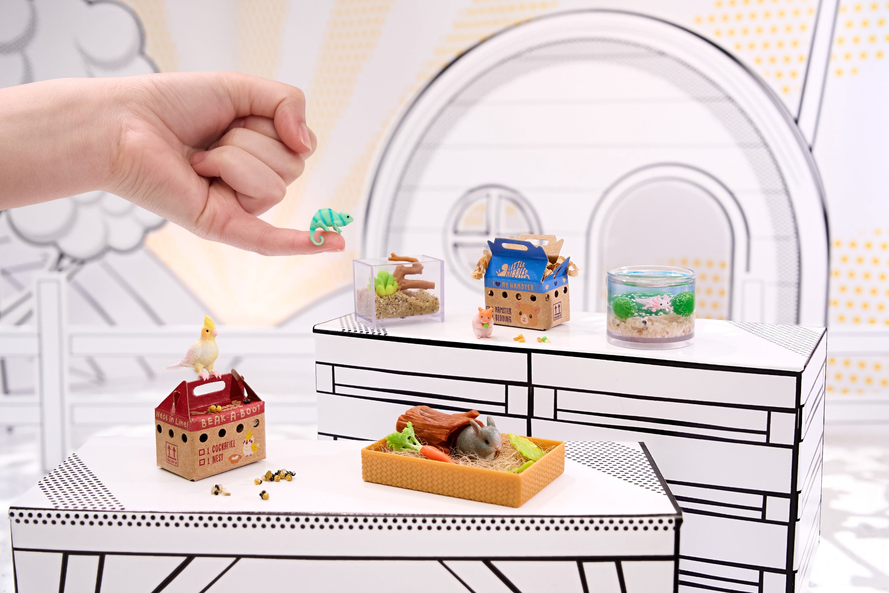 MGA's Miniverse - Make It Mini Animals Mini Collectibles, Blind Pack, Miniatures, DIY, Crafts, Resin Play, Replica, Habitats, Not Edible, Collectors, Gifts, 8+
