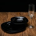 thumbnail image 4 of Vajilla Carine de Opal Negro con Copa 16 Piezas, 4 of 4