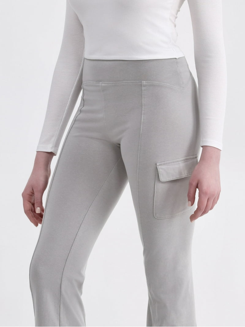 No Boundaries Mineral Wash Flare Cargo Pants - Walmart.com