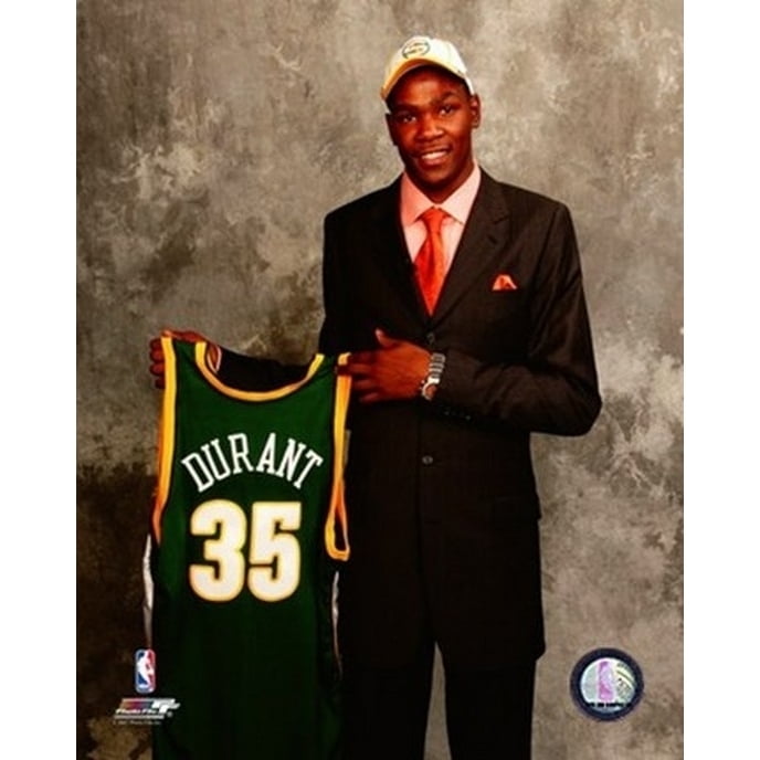 Kevin Durant - 2007 NBA Draft # 2 Pick Sports Photo - Item # VARPFSAAIL193  