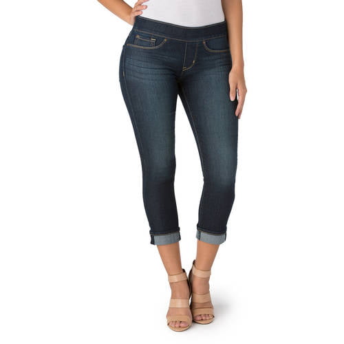 Signature by Levi Strauss & Co. - Women's Modern Pull-On Capri Jeans ...