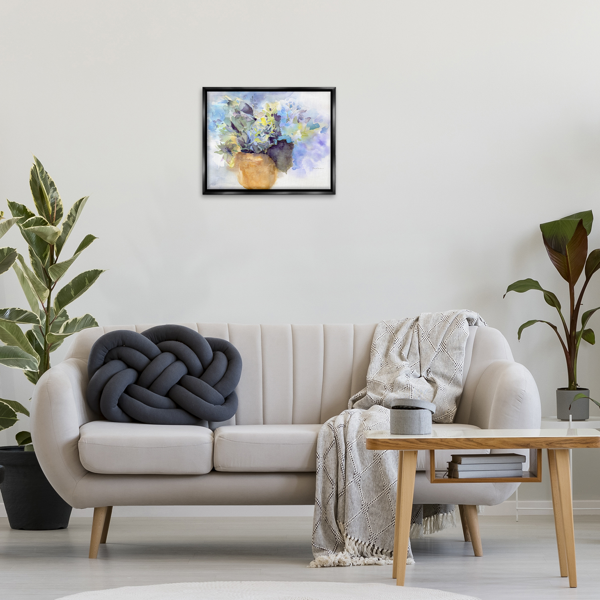 Stupell Industries Watercolor Blue Hydrangea Botanical & Floral Painting Black Floater Framed Art Print Wall Art, 21 x 17