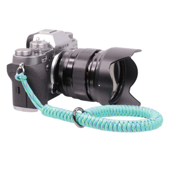 Foto&Tech Adjustable Braided Camera Wrist Strap Universal Paracord (M. Green Camo)