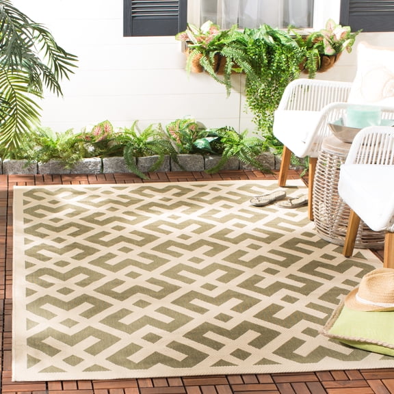 Safavieh Courtyard Alvin Geometric Indoor/Outdoor Area Rug, Green/Bone, 2'7" x 5'
