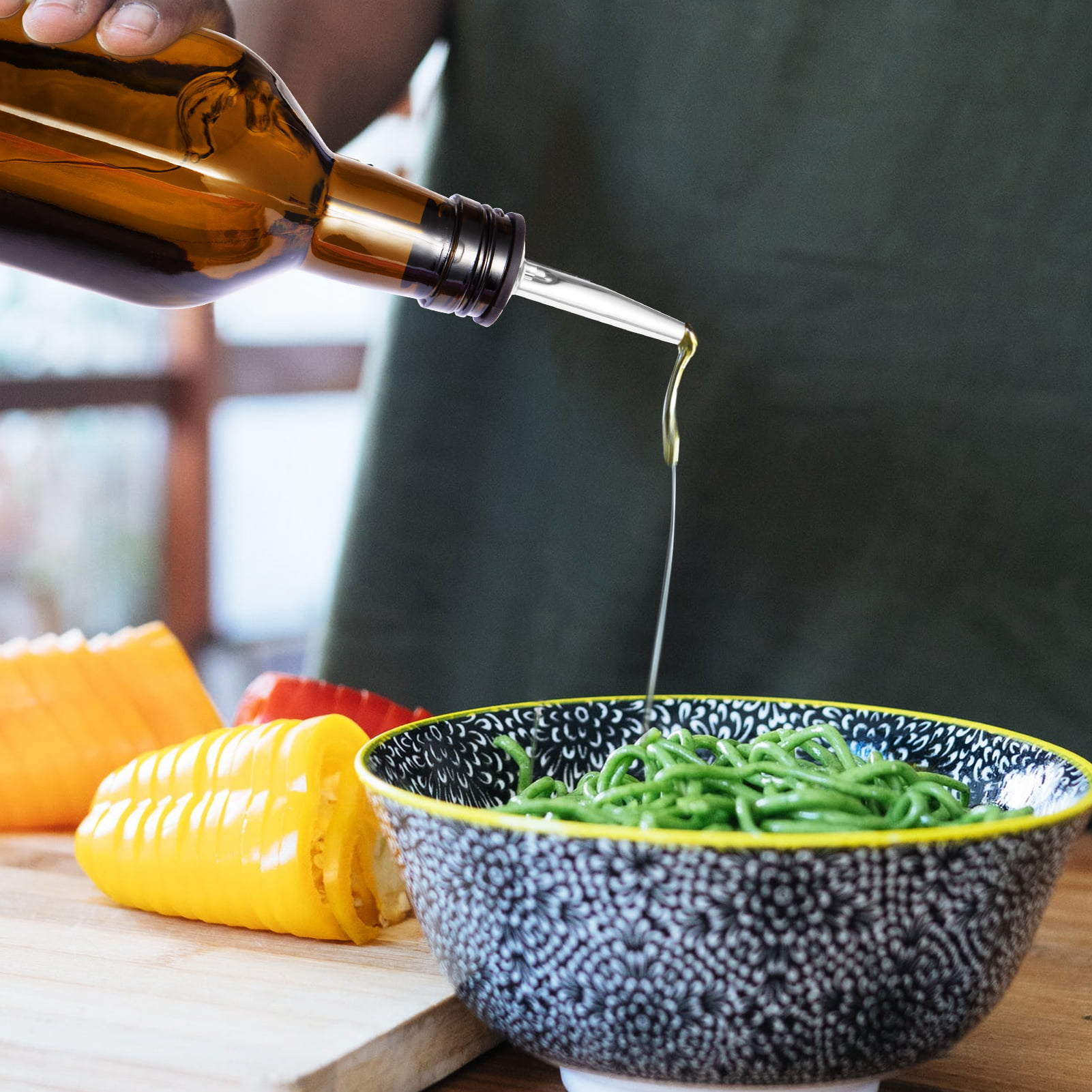 FARI Olive Oil Dispenser Bottle – 17oz Glass Cooking Oil and Vinegar  Measuring Cruet for Kitchen