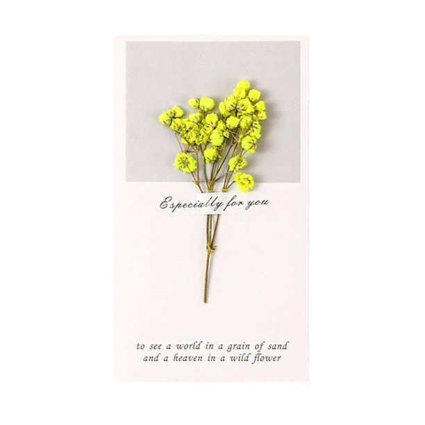 Tarjeta de felicitación con flores secas Diseño ecológico único Papel kraft marrón reciclado Los amantes de la naturaleza celebran con belleza natural