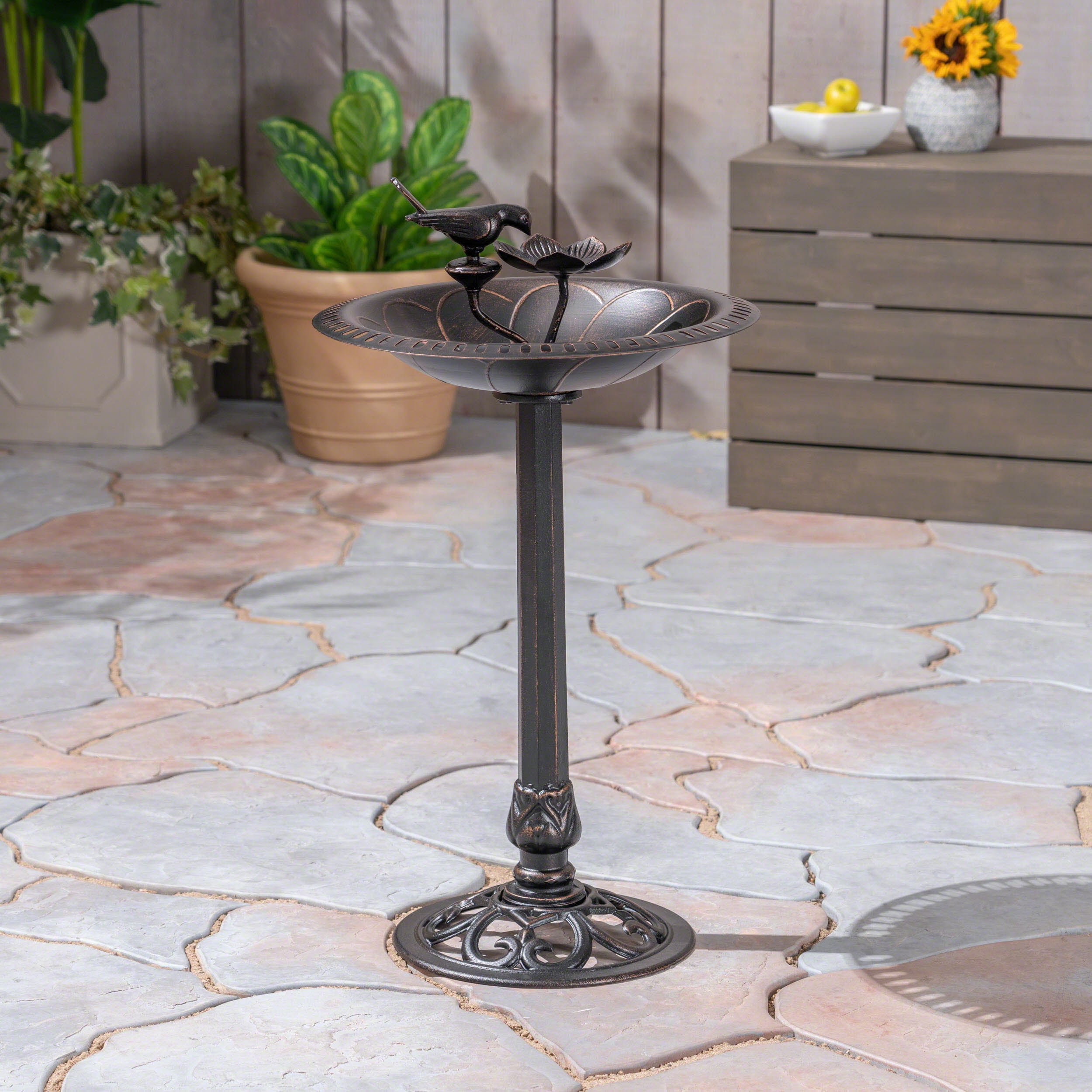 Anessa Outdoor Aluminum and Iron Bird Bath, Shiny Copper