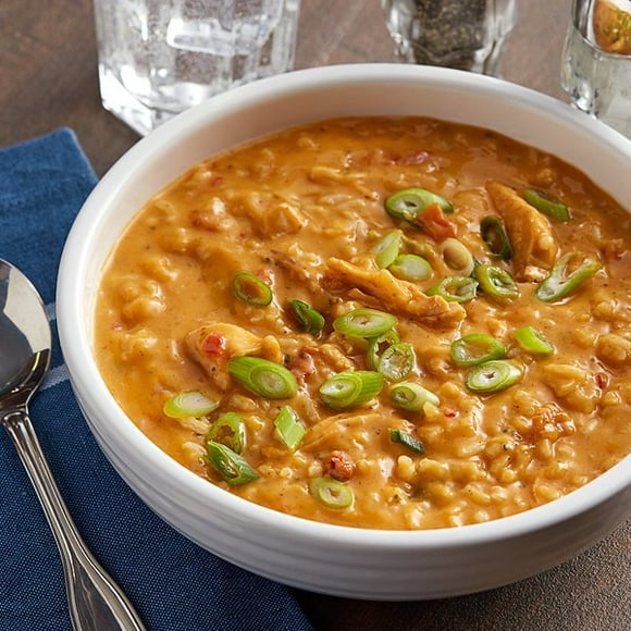 Knorr 20.6 oz. Soup du Jour Thai Red Chicken Curry with Rice Soup Mix - 4/Case