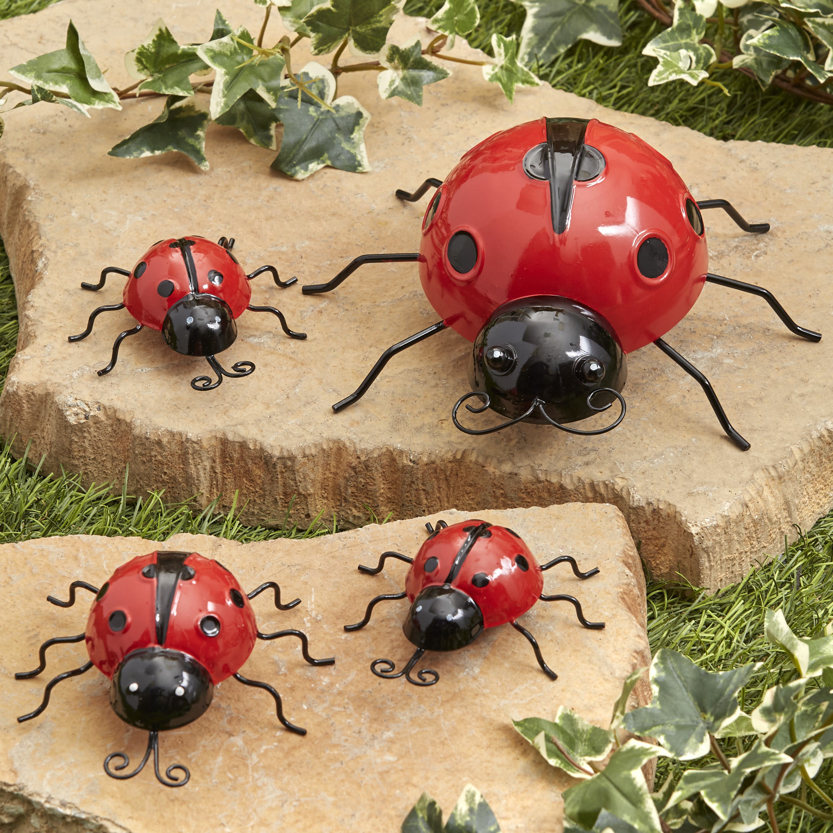 Metal Ladybug Figurines Insect Statue Grassland Tree Lawn Decor Kids Toys Red 