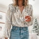 thumbnail image 2 of Top brillante de manga larga y cuello en V para mujer, ajuste entallado, camisa informal y moderna para el día a día o para fiestas, mezcla de poliéster, lavable a máquina, 2 of 7