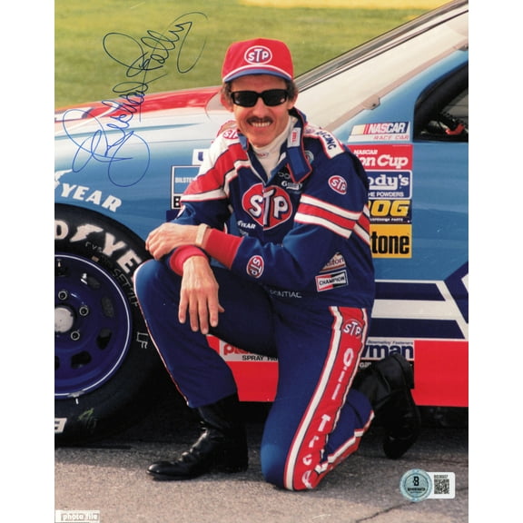 Richard Petty Autographed 8x10 Photo Nascar Beckett BAS QR #BS36937