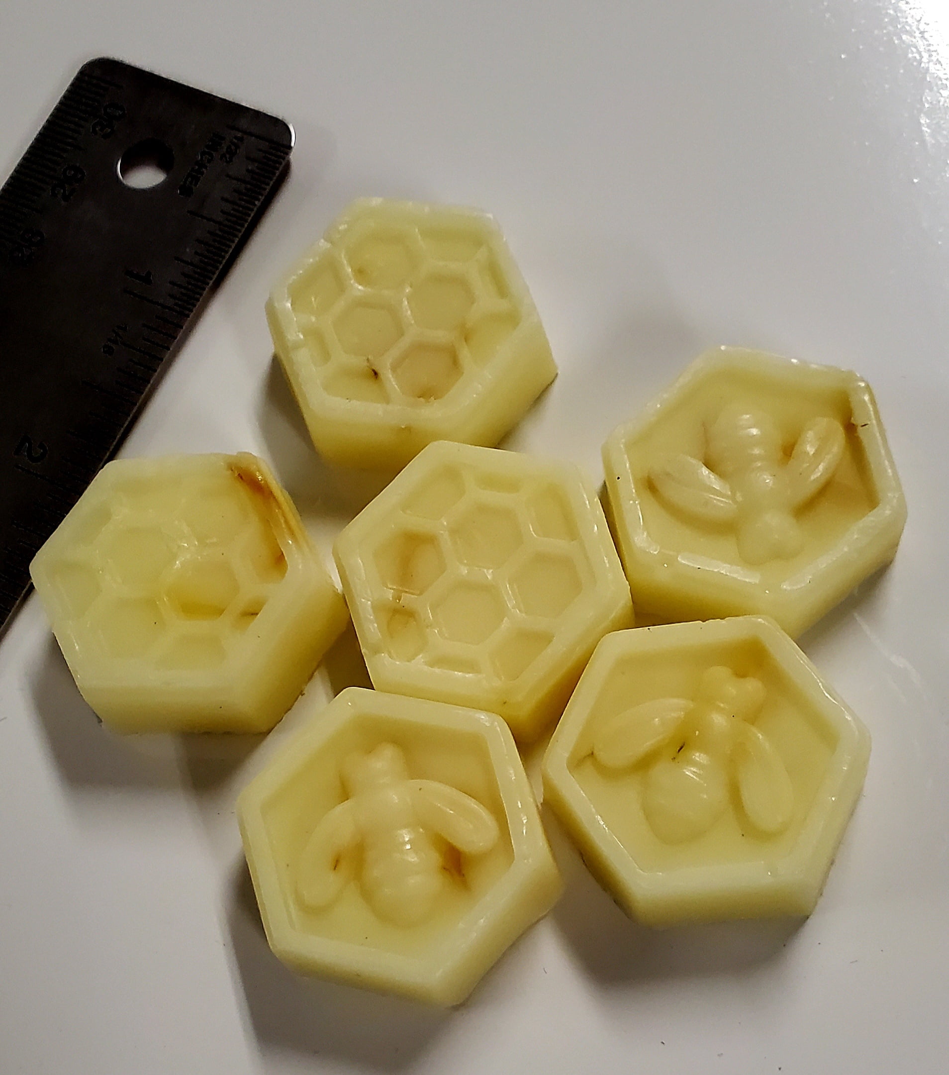 Amy's Bubbling Boutique Honeycomb Honey Bee Baby Shower Favors - Goat Milk Scented Soaps, 20 Count