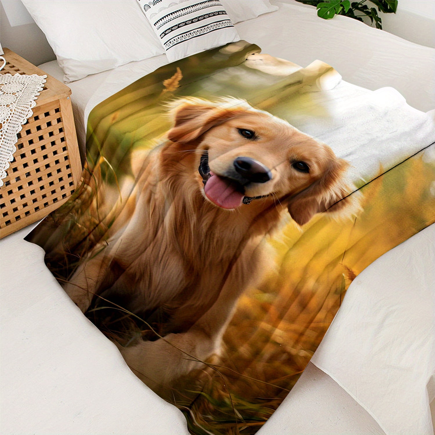 Golden Retriever Dog Blanket - Ultra-Soft 100% Polyester Flannel, 200-250gsm All-Season Cozy Throw for Sofa, Camping & Home Decor - Contemporary Digital Print Pet Lover Gift