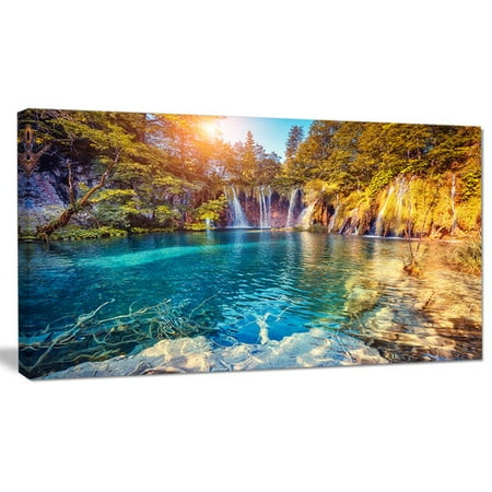 Art On Wrapped Canvas - Design Art 'Turquoise Water and Sunny Beams' Photographic Print on Wrapped Canvas